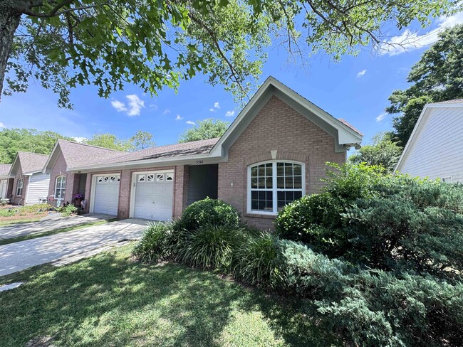 Photo - 3562 Killarney Plaza Dr Townhome