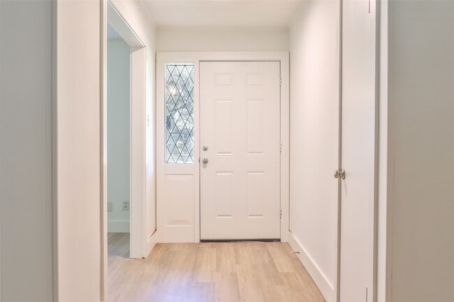 Photo - 606 Venice St