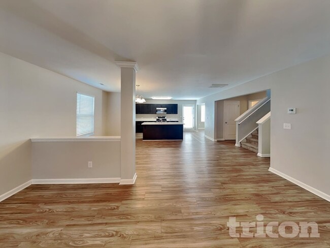 Photo - 1980 Clear Brook Dr