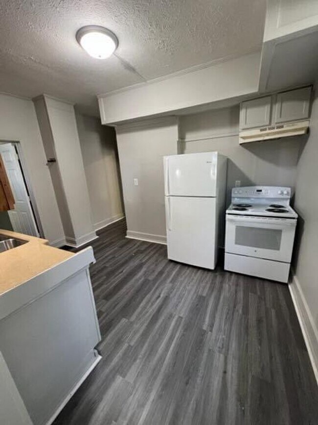 Photo - 730 East Florida Street, Evansville, India...