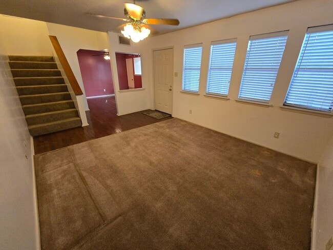 Photo - 2 Bed 1.5 Bath Condo in Bryan!
