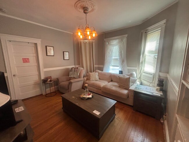 Building Photo - 21 Jaques St Unit 1 Rental