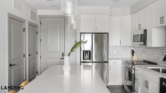 1310 Hillside Ave Unit 351