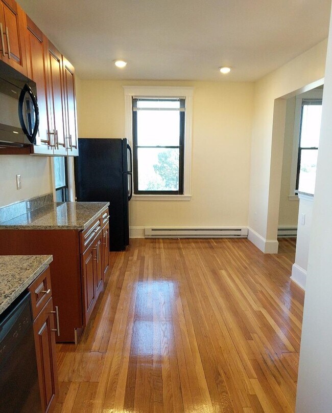 Photo - 375 Broadway Apartments Unit 19A