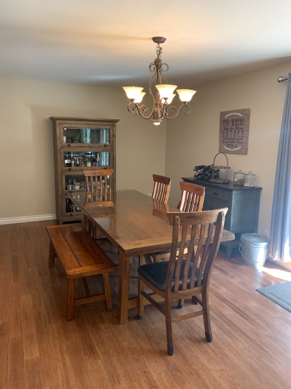 1925 Oak View Rd