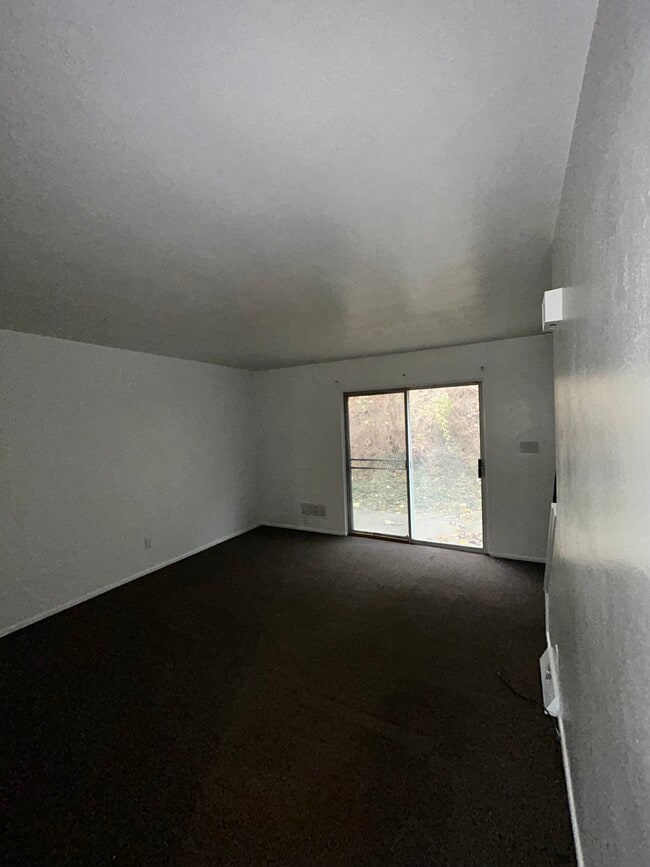 Photo - 551 Culler Rd