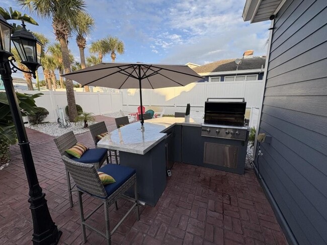 Photo - 505 Silver Beach Ave