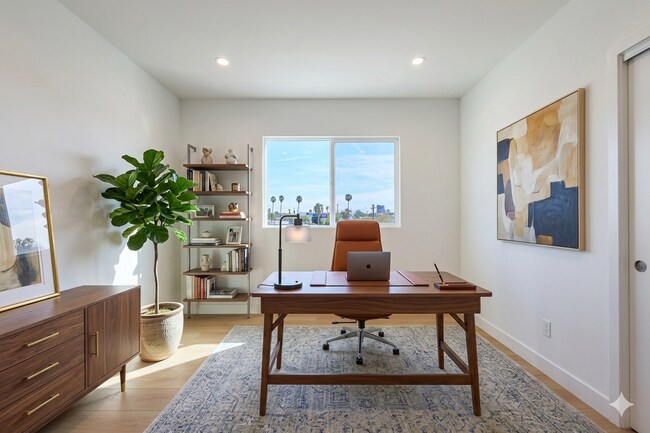 Photo - 2010 S Dunsmuir Ave Unit 2010