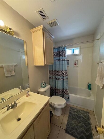 1500 W Prosperity Dr Unit B