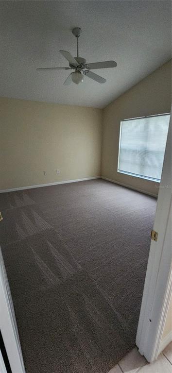 Photo - 407 Kildrummy Dr