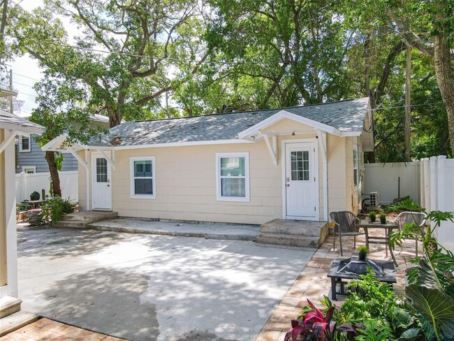 Photo - 609 N Osceola Ave Townhome