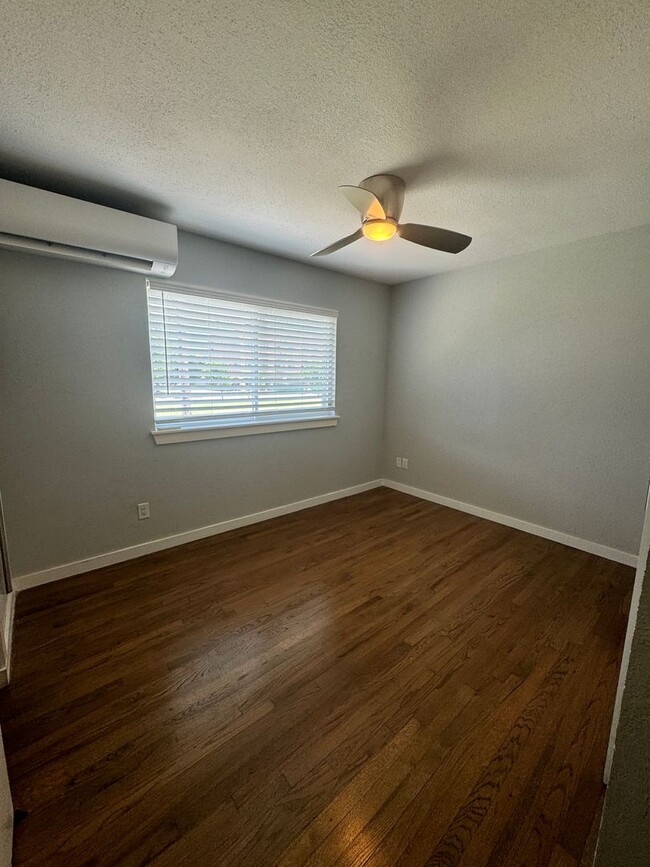 1 Bed, 1 Bath - Walking Distance To Uco In Rental - House Rental In 