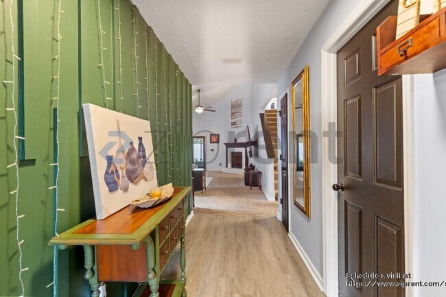 Photo - 10565 Indigo Hills Ln