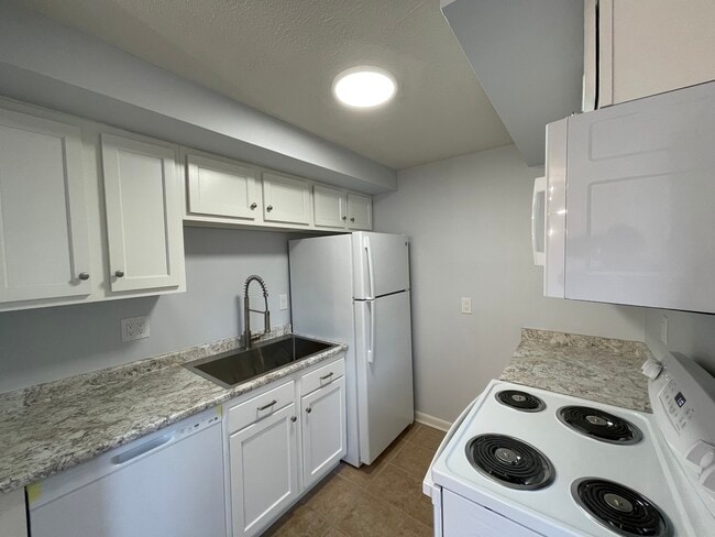 Photo - 271 Autumn Chapel Way