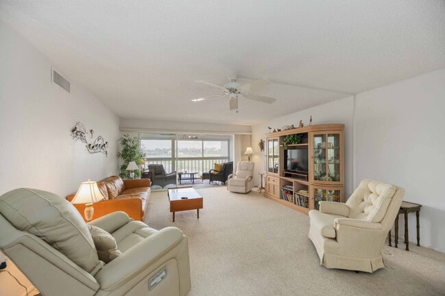 Photo - "Luxurious 2-Bed, 2-Bath Furnished Condo in the Halyard Club" Unit 1B