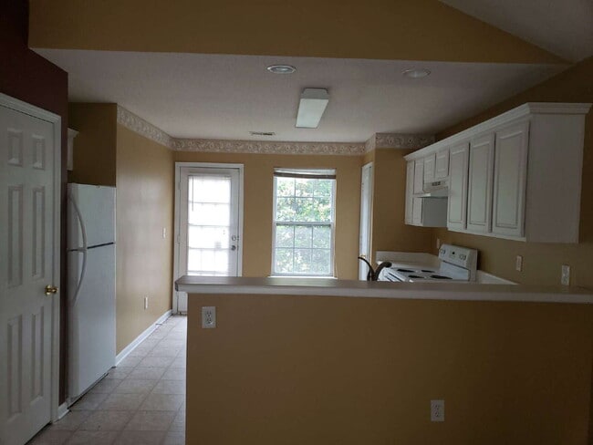 Photo - Single Family Home with Fireplace in McDonough - Built 2004