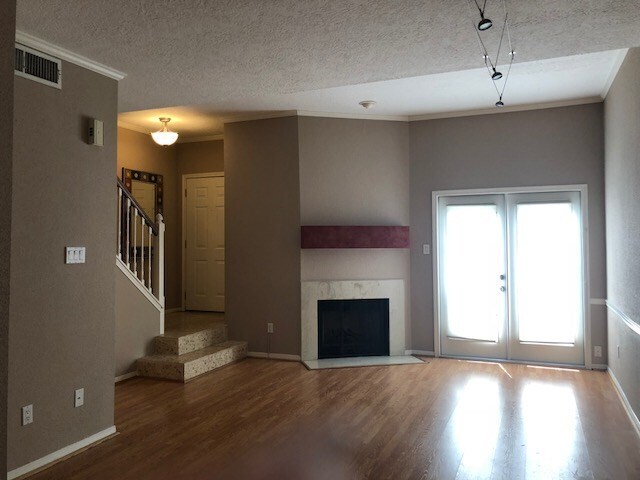 Photo - 7350 Kirby Dr Unit 24