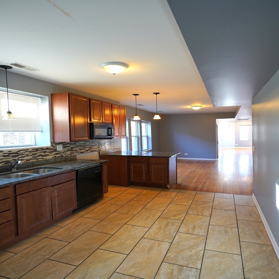 Photo - 8739 S Harper Ave Unit 3