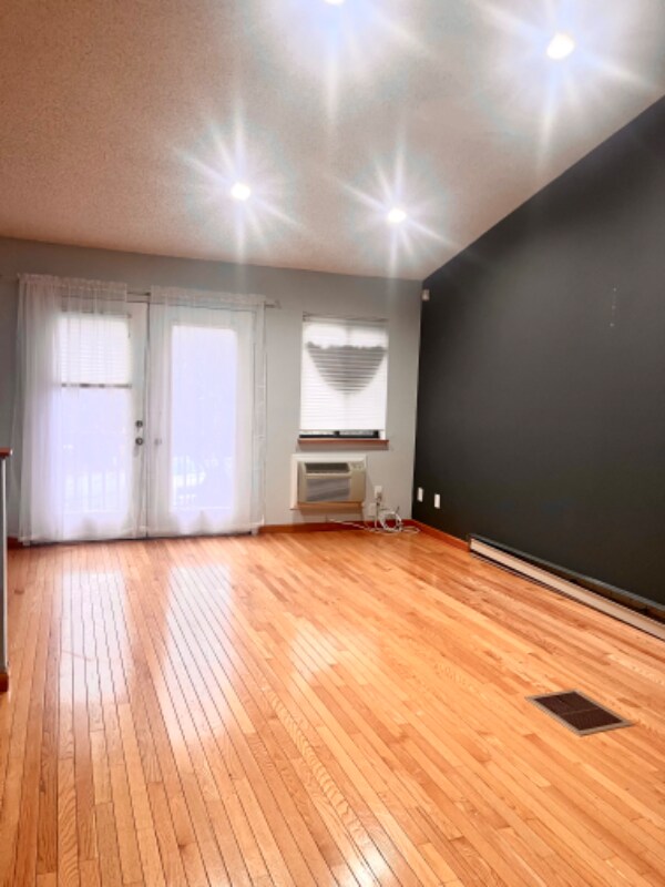 Photo - 50 Meadowlark Ln