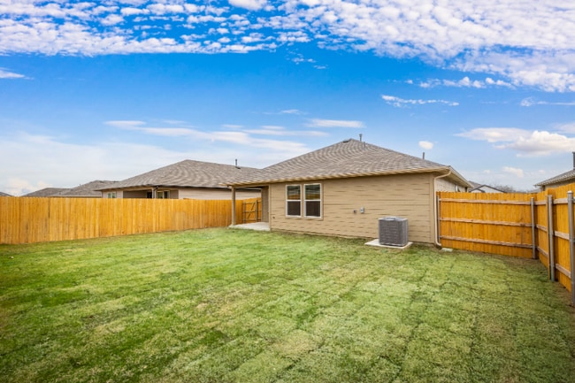 Photo - 728 Adler Way