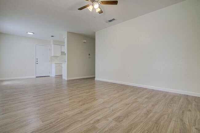 Photo - 5301 Indio Cir