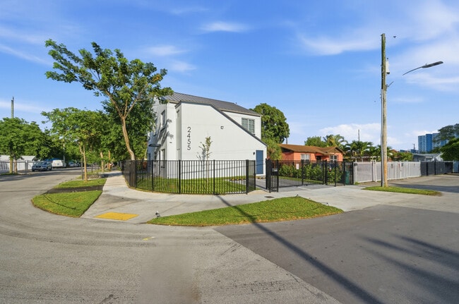 Building Photo - 2455 NW 13th Ave