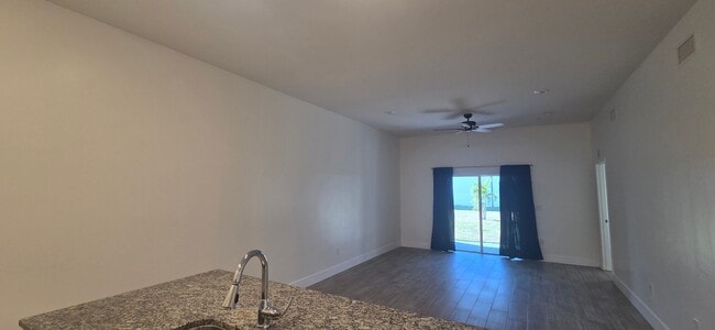 Photo - Duplex for rent