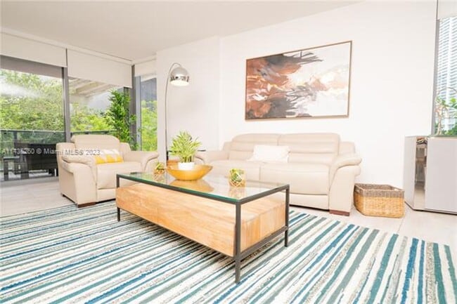 Photo - 31 SE 6th St Unit 31 SE 6th St 301