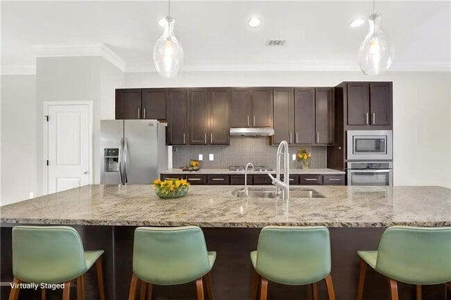 Photo - 745 Fountainhead Ln NE
