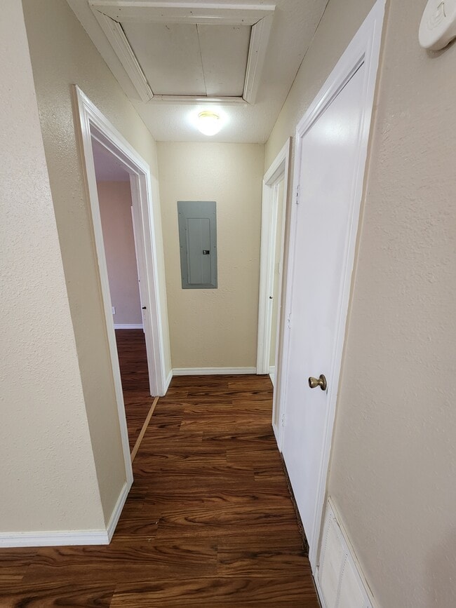 Photo - 218 E 14th St