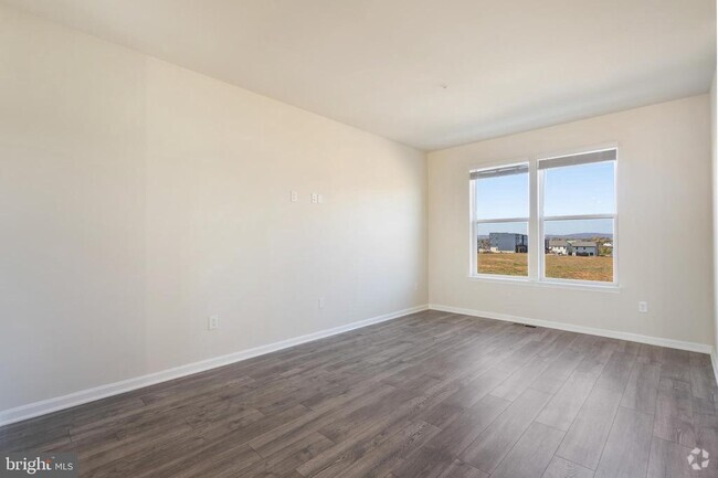 Building Photo - 420 Herringbone Wy Rental