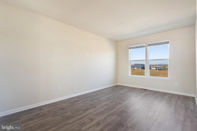 Photo - 420 Herringbone Wy Townhome