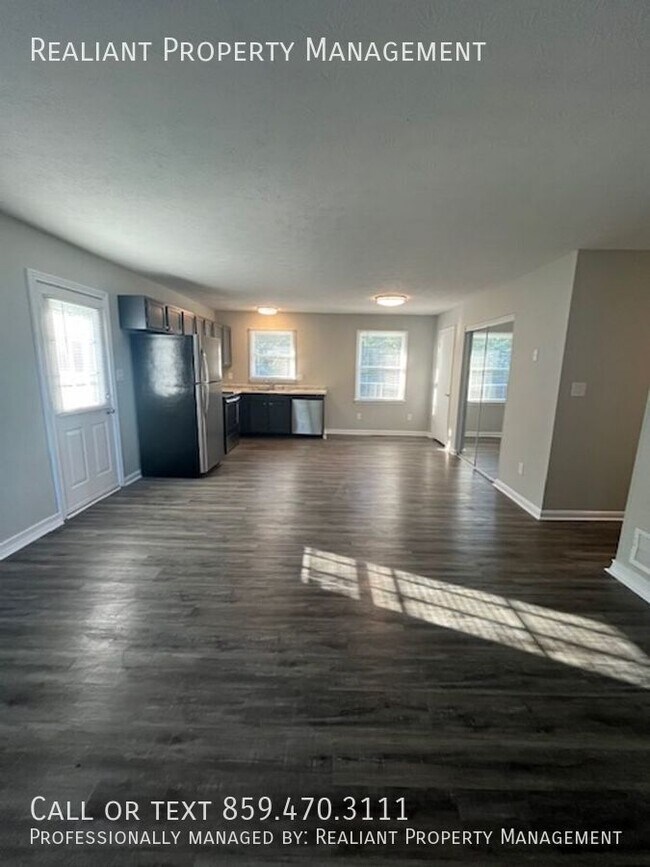 Photo - 617 Barefoot Dr