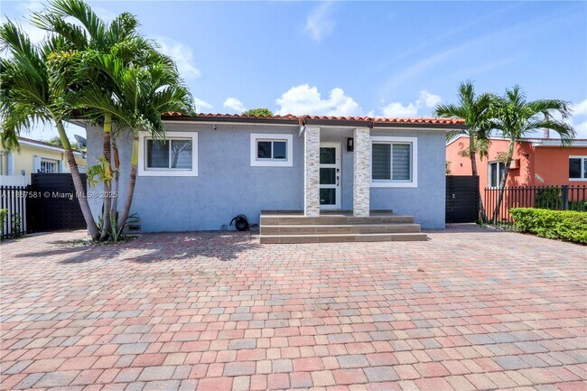 Building Photo - 4730 NW 4th Terrace Rental