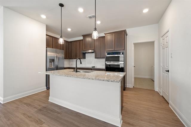 949 Brock Dr