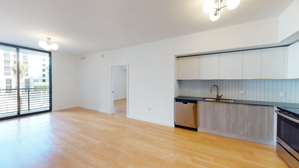 Photo - Biscayne 112 Apartments