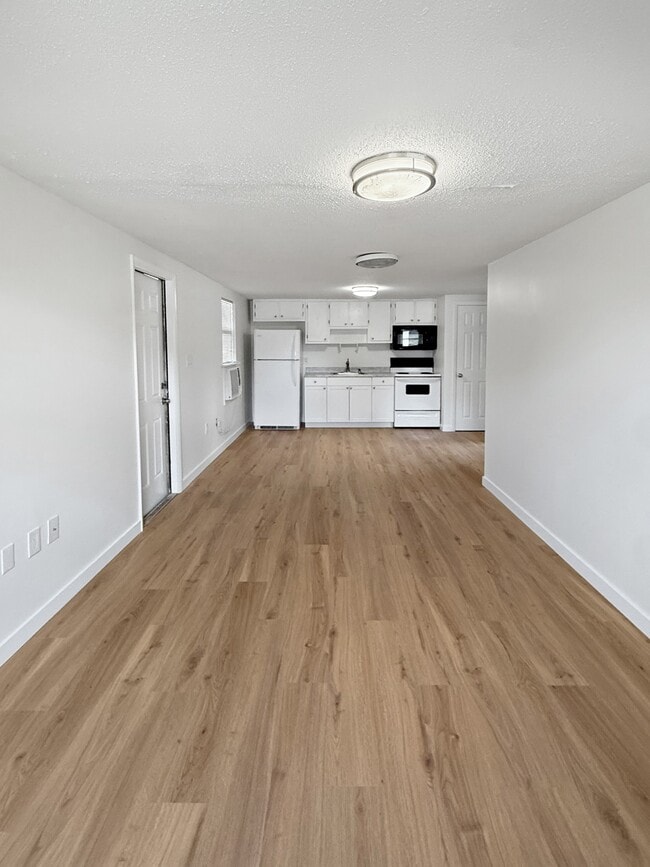 Photo - 204 2nd St Unidad 4