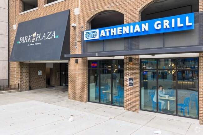 Photo - Park Plaza Apartments