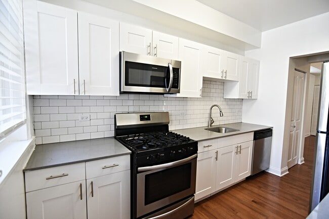 Photo - 710 W Grace St Unit 2