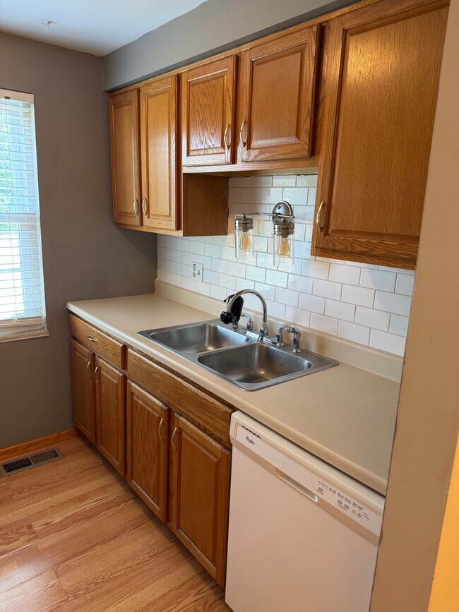312 Bellford Ct