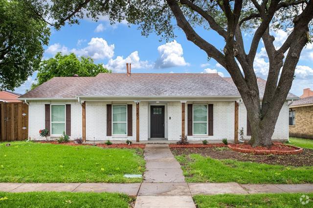 Building Photo - 3202 Lindbergh Dr Rental