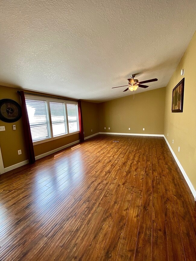 Photo - Rossen Retreat