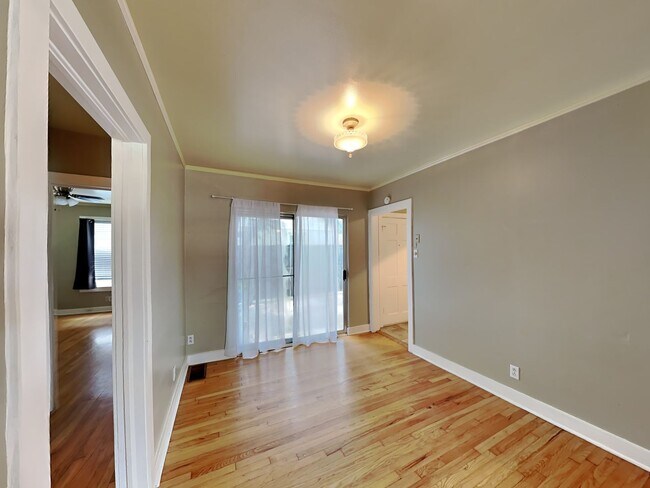 Photo - SUPER CUTE UNIT! Unit 1