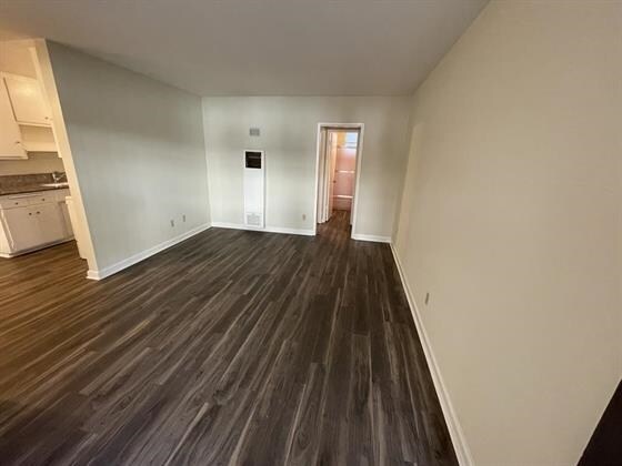 211 North Isabel