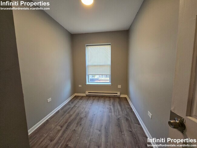 Photo - 6950 S Wabash Ave Unidad 2