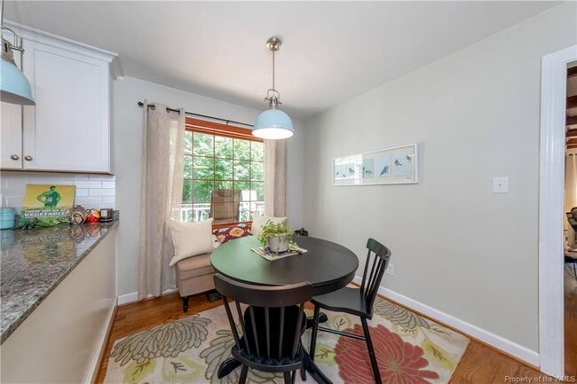 Photo - 109 Little John Rd