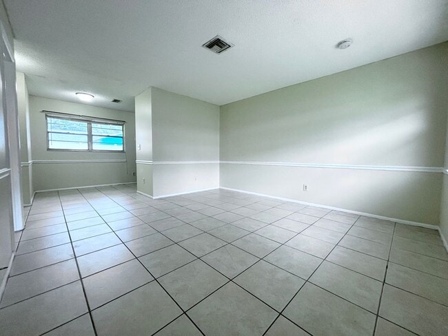 Photo - 4265 Desoto Ave Unit -B