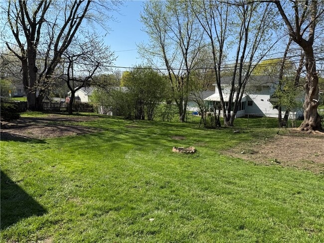 Photo - 1656 Jefferson Rd