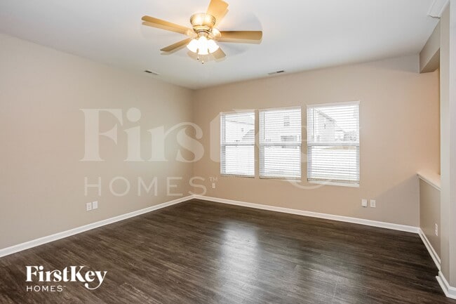 Photo - 12527 Gotland Rd