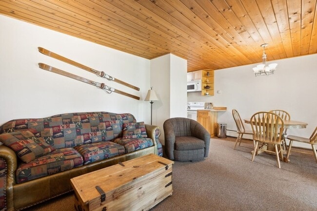 Photo - 1 bedroom, 1 bath condo at Bay Point